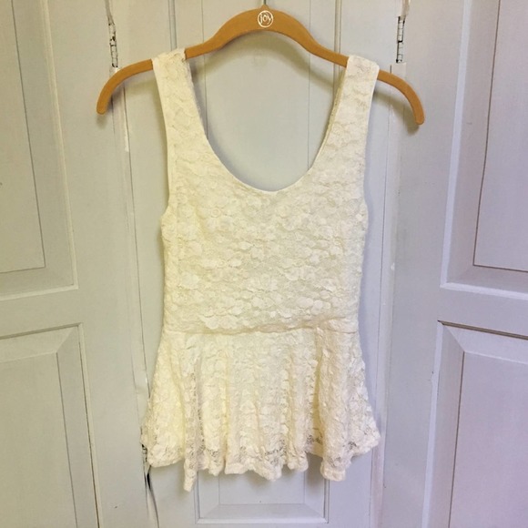 Paper Crane Tops - Paper Crane Lined Peplum Lace Top
